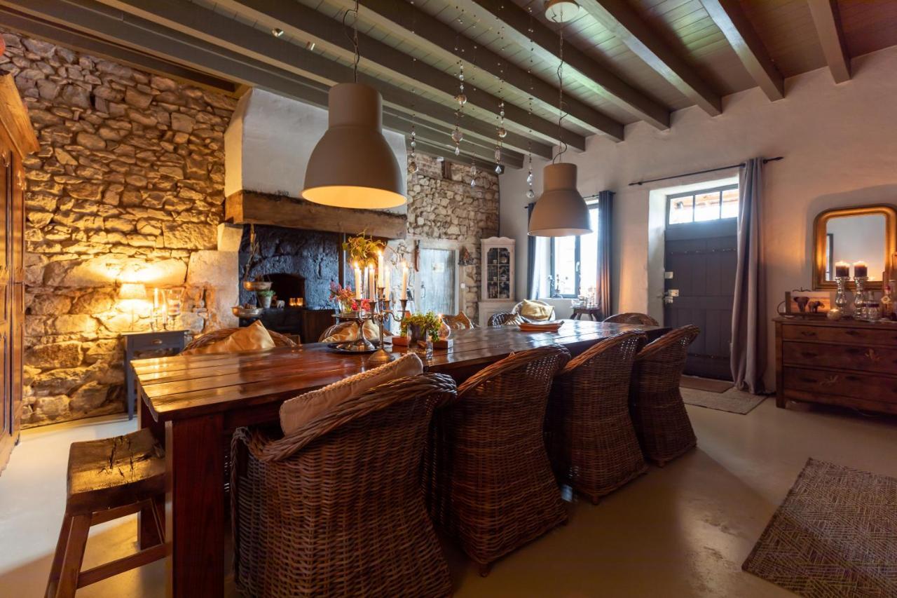 Domaine La Pomme De Pin Bed & Breakfast Louroux-de-Beaune Ngoại thất bức ảnh